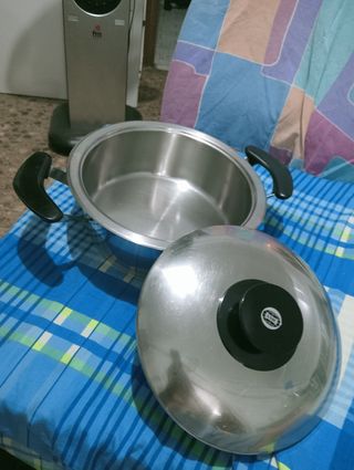 ,.OLLA AMC  DIAM.23,5 ALTA 9 CM. VER  LAS 10 FOTOS