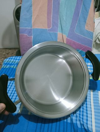 ,.OLLA AMC  DIAM.23,5 ALTA 9 CM. VER  LAS 10 FOTOS