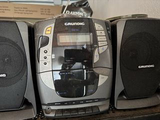 Minicadena Grundig CDM 700 - Gris