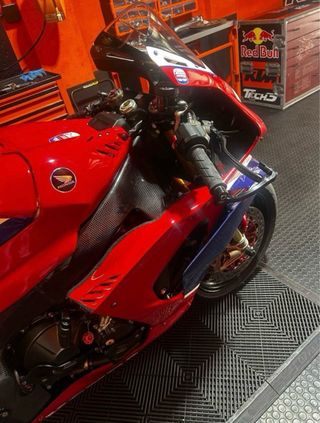 Honda CBR1000RR SP
