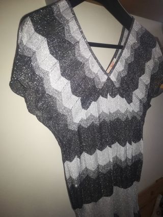 Top fiesta brillo plata-negro