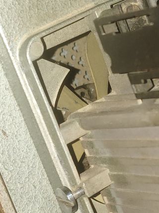 Antiguo Proyector  Enosa + Diapositivas.. "Tara"..