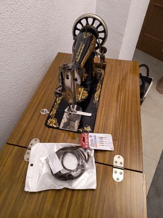 Máquina coser SINGER Antigua
