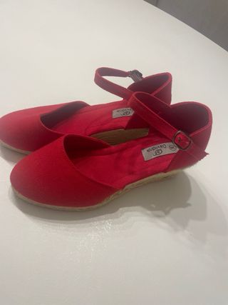 Zapatos cuña rojos Davonik