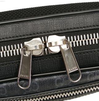 Riñonera Gucci negra y roja