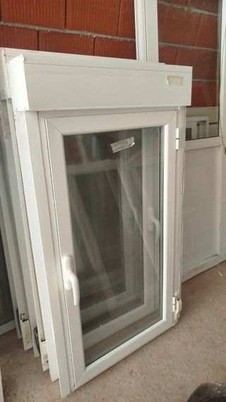 Ventana aluminio 74x135