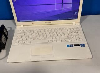 Ordenador portatil samsung