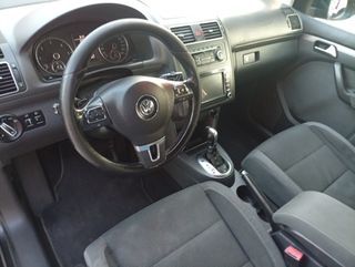 Volkswagen Touran 2011