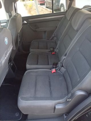 Volkswagen Touran 2011