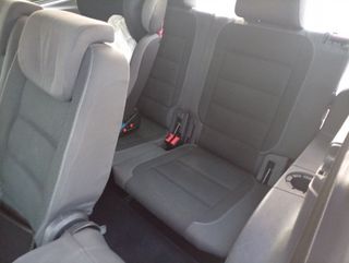 Volkswagen Touran 2011