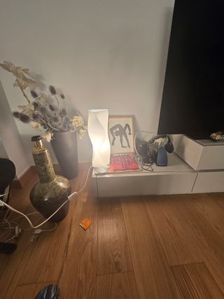 Lámpara de mesa blanca - Moderna