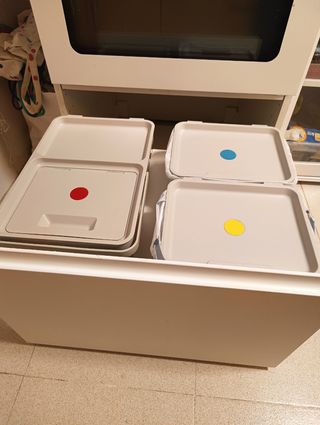 Horno ikea blanco con mueble y sistema de basuras 