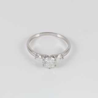 Anillo en oro blanco 18k con diamantes 1.77 ct