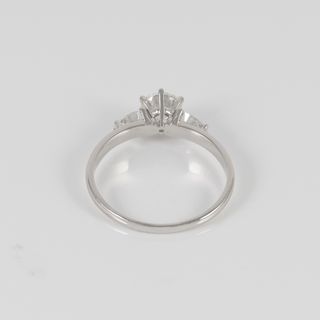 Anillo en oro blanco 18k con diamantes 1.77 ct