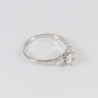 Anillo en oro blanco 18k con diamantes 1.77 ct