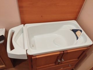 Mueble cambiador c/bañera bebé