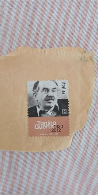 Francobollo Tonino Guerra Italia