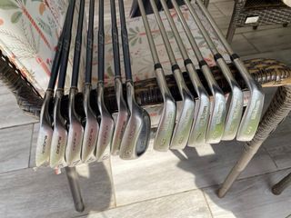 Juego palos golf mujer usados (2) uno completo