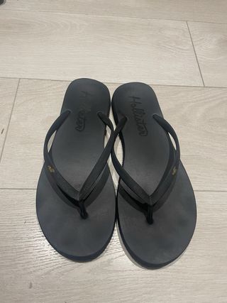 Chanclas Hollister negras