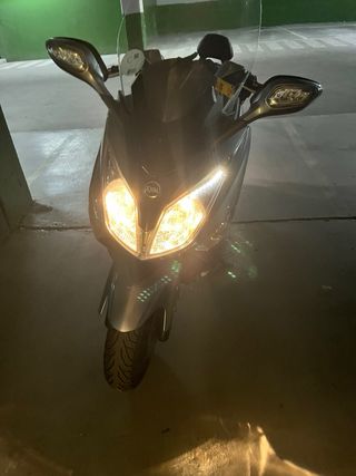 SYM Joymax 300i ABS - Scooter