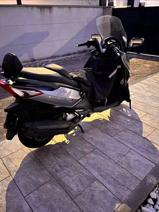 SYM Joymax 300i ABS - Scooter