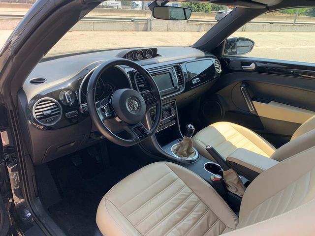 Volkswagen Beetle Design 2.0 TDI 81kW 110CV Cabrio