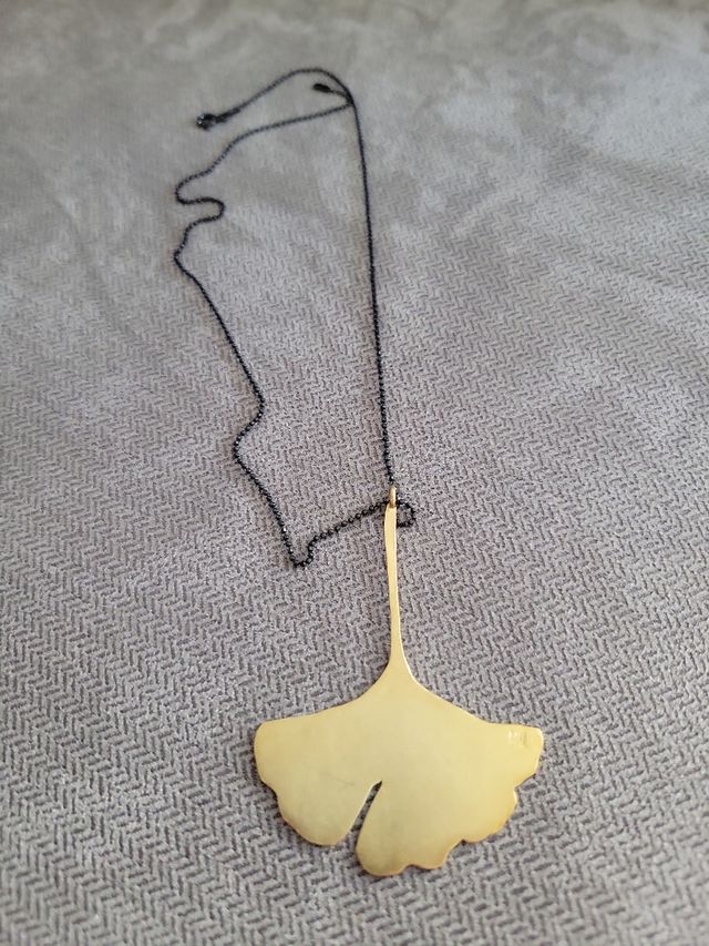 Collar hoja Ginkgo - dorado