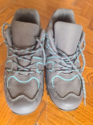 Scarpe trekking Wanabee 36, mai indossate
