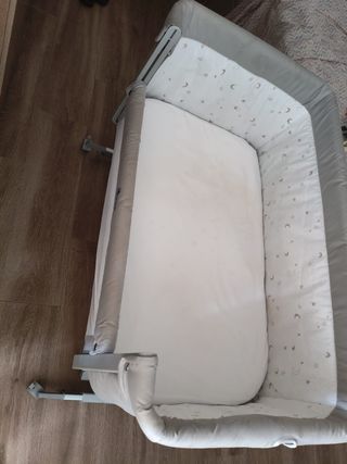 Minicuna Colecho y minicuna de viaje.