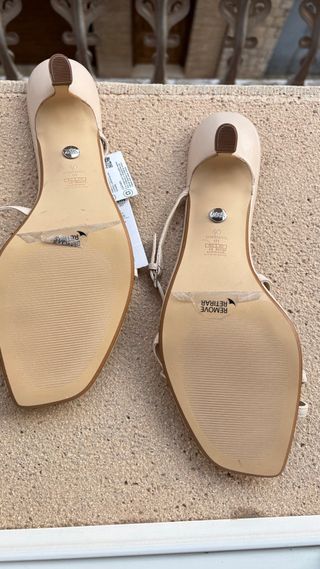 Sandalias Zara beige tacón fino 40
