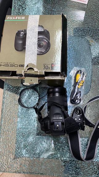 Fujifilm FinePix HS30 EX - Fotocamera