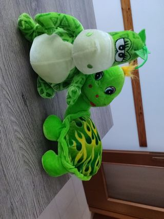 2 Peluche Tartarugha e Drago.