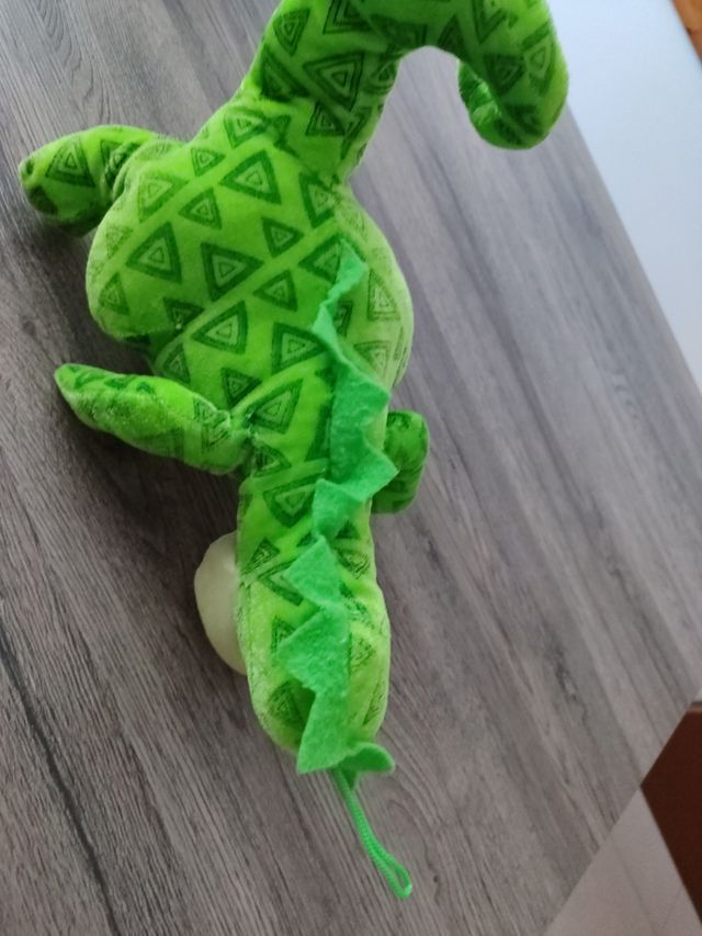 2 Peluche Tartarugha e Drago.