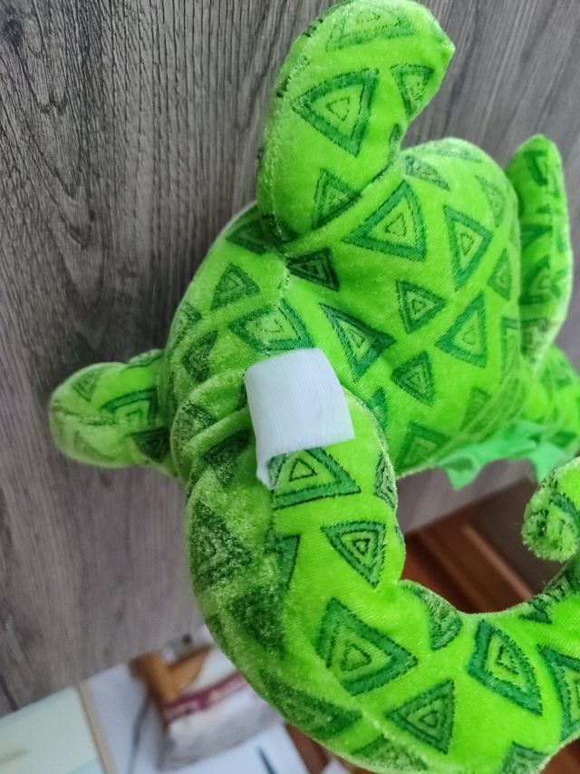 2 Peluche Tartarugha e Drago.