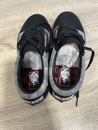 VANS Old Skool grises y negras
