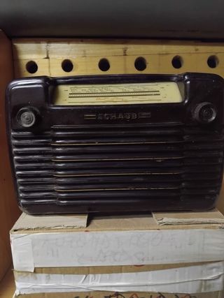 Radio antigua Schaub – auténtico vintage