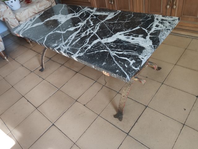 Mesa centro antigua mármol y forja