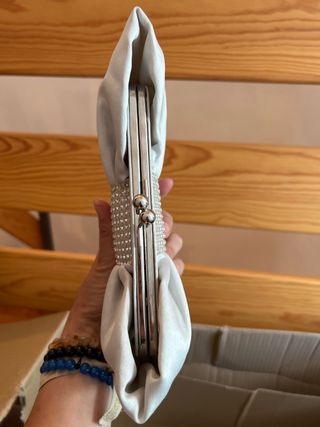 Bolso de mano blanco plata