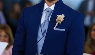 Traje Novio boda azul 2025 - Regalo camisa nueva
