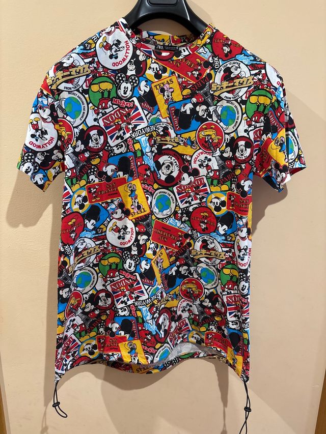 Vestido Zara Mickey Mouse multicolor