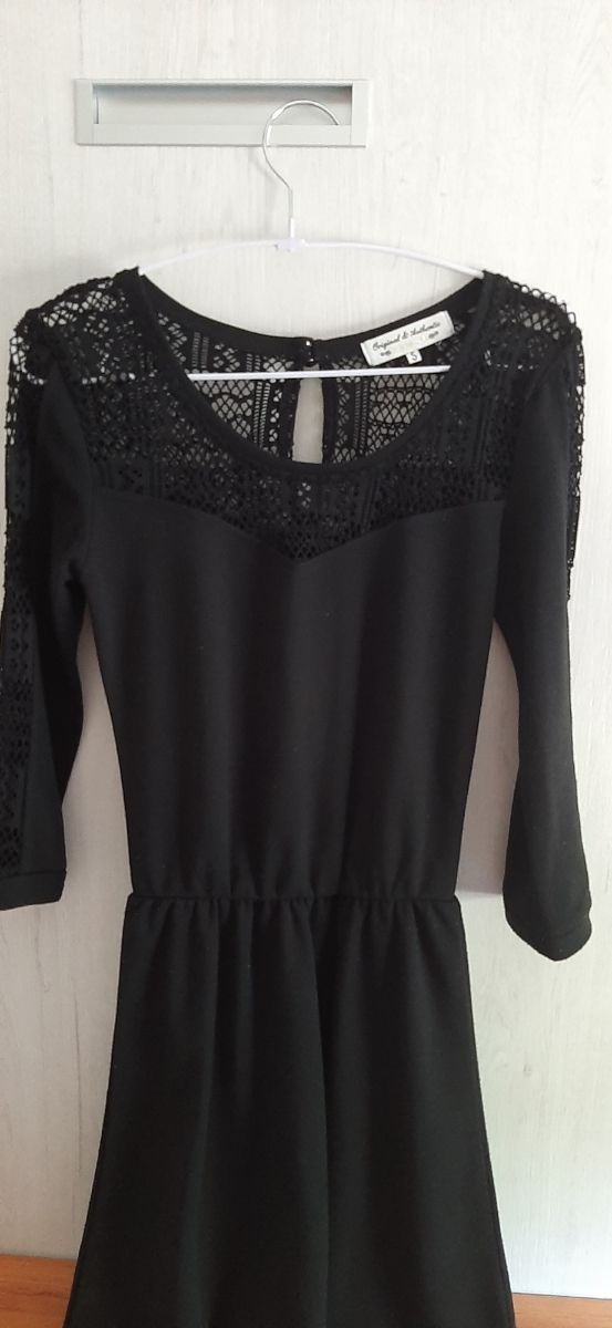 Vestido negro encaje Inside