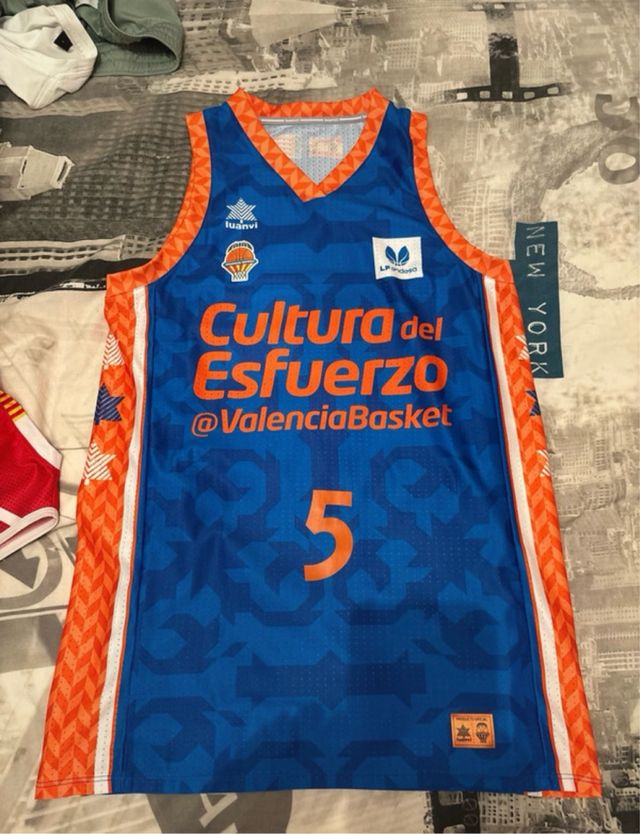 Camiseta Valencia Basket - Cultura del Esfuerzo