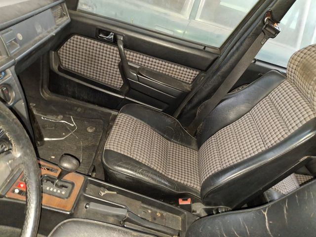 MERCEDES 2.3 16V 1990