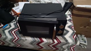 Microondas pequeño negro