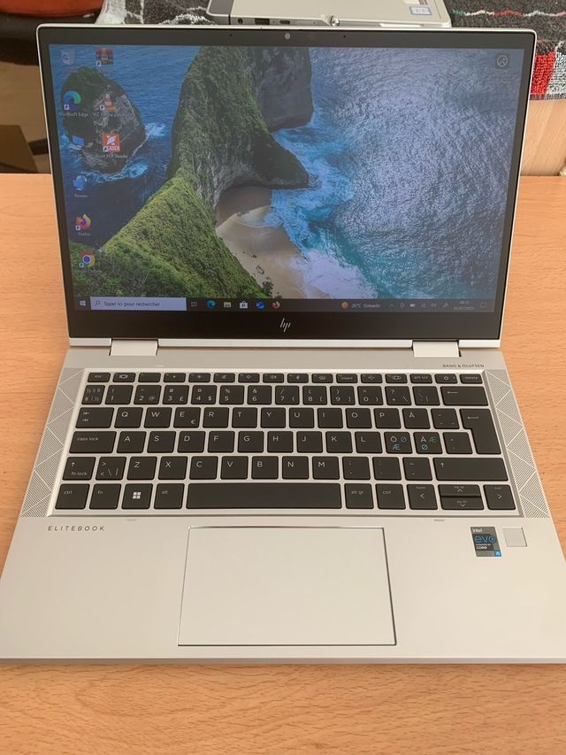 HP Elitebook x360 830 G8