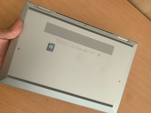 HP Elitebook x360 830 G8