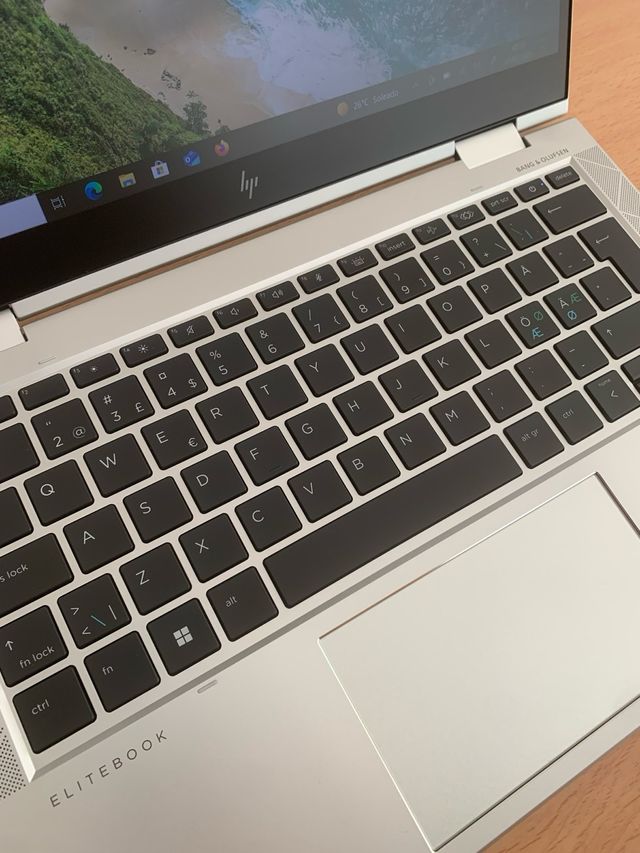 HP Elitebook x360 830 G8