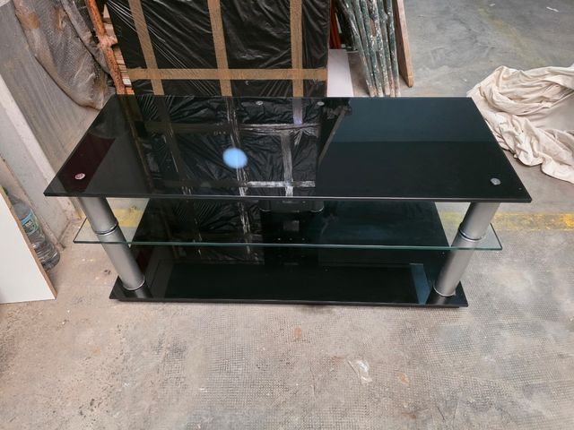 Mueble TV - Cristal Negro y Plata