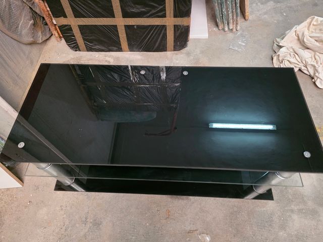 Mueble TV - Cristal Negro y Plata