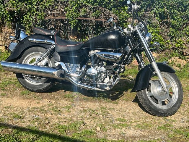 hyosung aquila125GV vendo o cambio